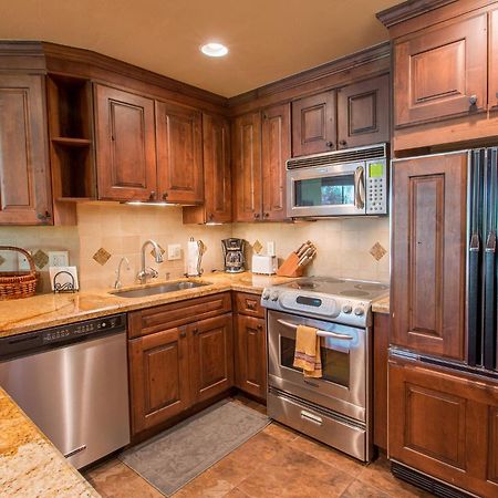 Strawberry Park True Ski In Ski Out By Vail Realty Beaver Creek Eksteriør billede
