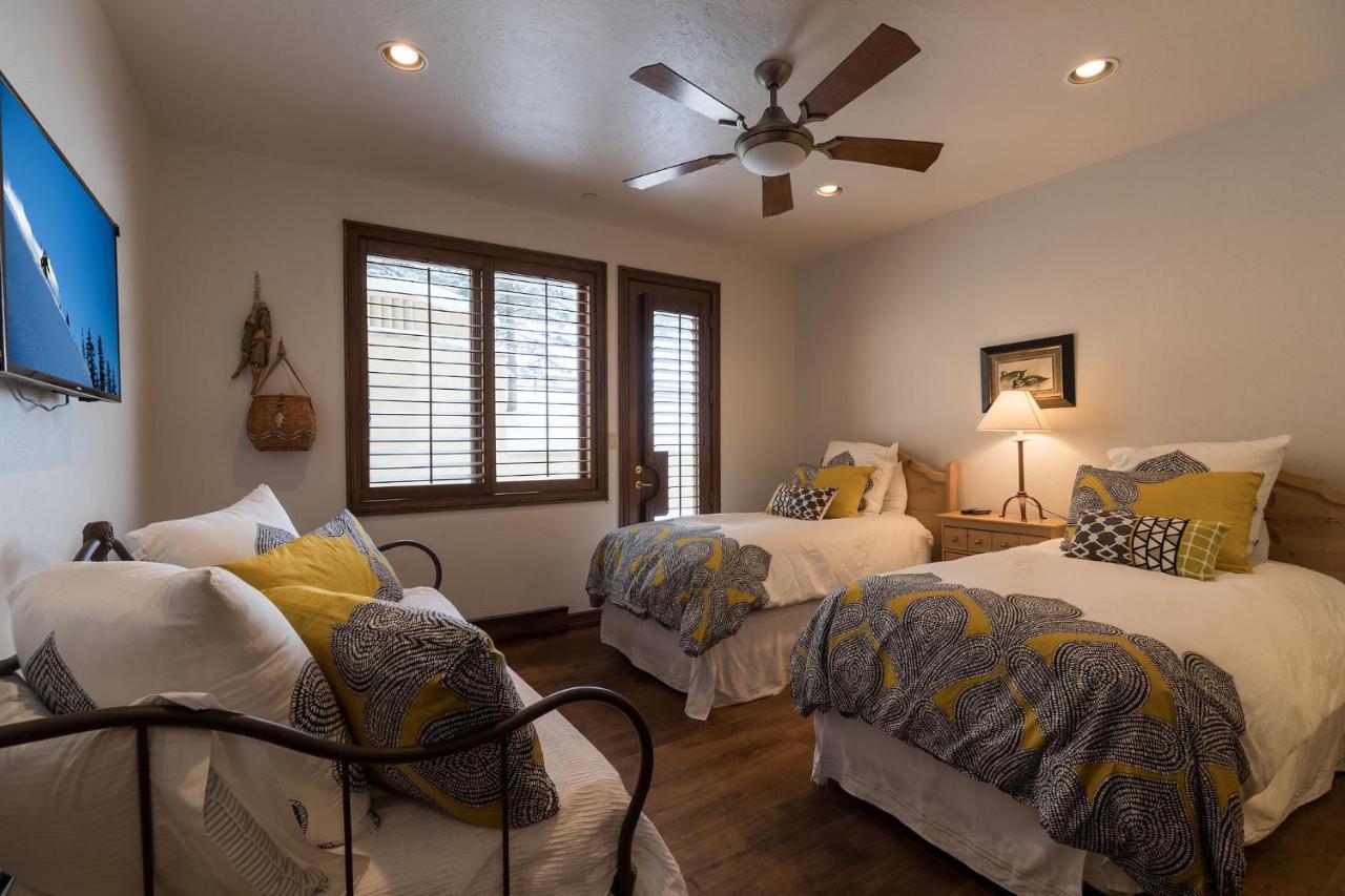 Strawberry Park True Ski In Ski Out By Vail Realty Beaver Creek Eksteriør billede