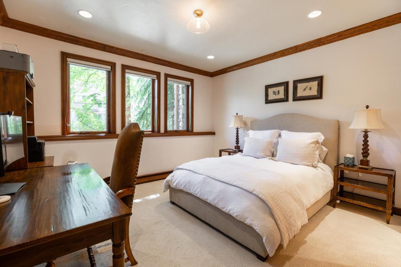 Strawberry Park True Ski In Ski Out By Vail Realty Beaver Creek Eksteriør billede