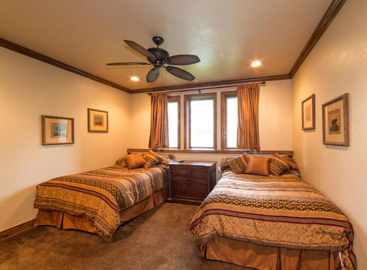 Strawberry Park True Ski In Ski Out By Vail Realty Beaver Creek Eksteriør billede